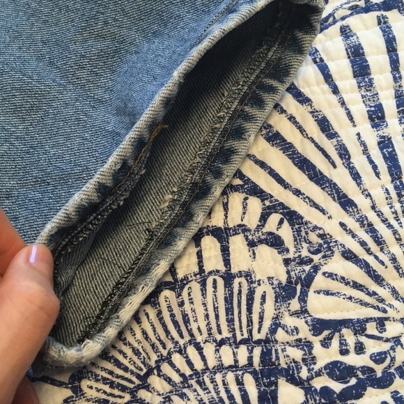 Vintage Guess Baggy Wide Leg Jeans - Picture 14 of 16